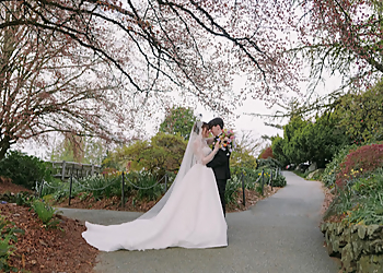 Silver Moon Photography - Coquitlam, BC Wedding Photographers - Work Image