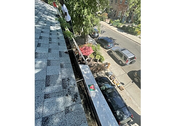 Toronto gutter cleaner Silverlight Window And Eaves