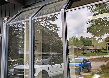 Barrie window cleaner Simcoe County Window Cleaner