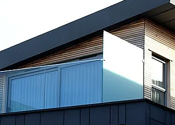 Richmond window cleaner SimplyProperty, Inc.