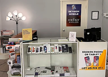 Skyhigh Mobile - Maple Ridge, BC Cell Phone Repair - Business Interior Image
