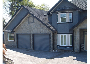 Les portes de garage à Surrey - SmartGarageDoorLtD Surrey BC 1