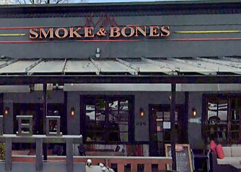 North Vancouver bbq restaurant Smoke and Bones BBQ