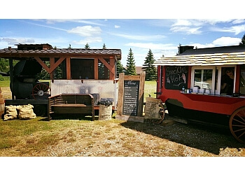 3 Best Food Trucks in Huntsville, ON - ThreeBestRated