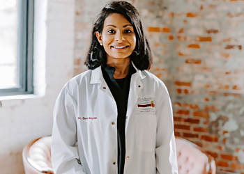 Dr. Smriti Nayan - CAMBRIDGE MEMORIAL HOSPITAL Dr. Smriti Nayan - Cambridge, ON Docteur ORL - Doctor Portrait Image