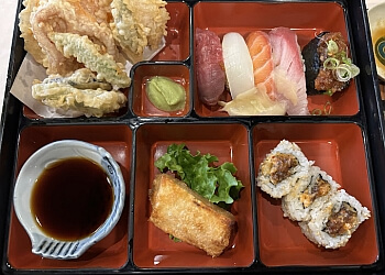 Newmarket japanese restaurant Solo Sushi Ya