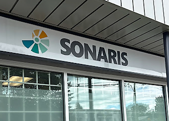 Surrey audiologist Sonaris Ear Center Surrey