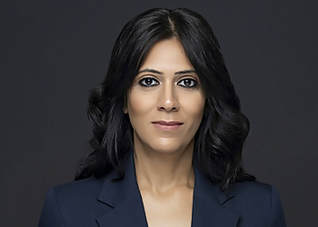 Soni Nayak - LinQ Law Soni Nayak - Edmonton, AB Bankruptcy Lawyers - Lawyer Portrait Image