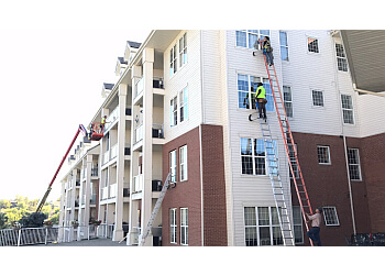 Medicine Hat window cleaner Sonshine Window Cleaning Corp