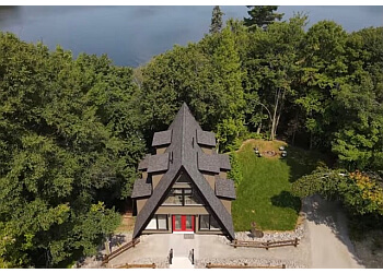 Sault Ste Marie Couvreurs Sooper Roofers Corp.