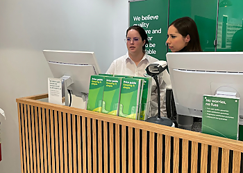 Barrie optician Specsavers Georgian Mall