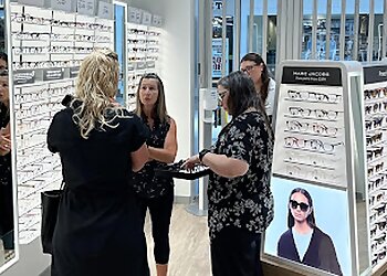 Sarnia Opticiens Specsavers Lambton Mall Sarnia