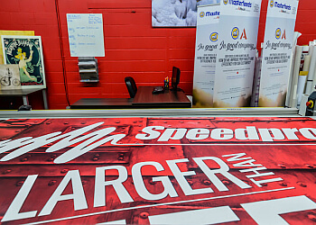 London sign company SpeedPro London