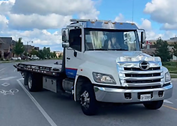 Speedy Towing Solutions Speedy Towing Solutions - Milton, ON Towing Services - Towing Truck Image