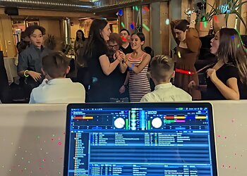 Calgary Djs Split Circuit Sound Event Dj Service