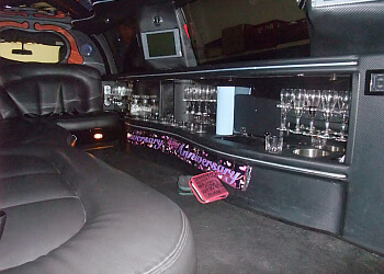 Belleville Service De Limousine Spotlight Limousine