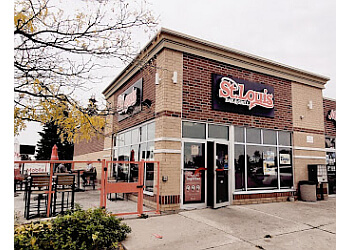 Cambridge sports bar St. Louis Bar & Grill Cambridge