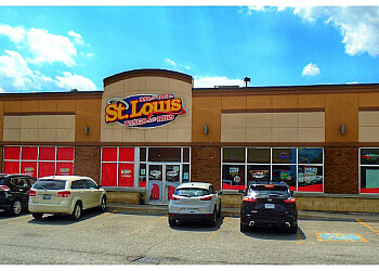 Peterborough sports bar St. Louis Bar & Grill Peterborough