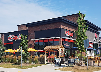 St. Louis Bar & Grill Orillia - Orillia, ON Bars Sportifs - Restaurant Exterior Image