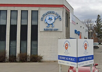 Laval bagel shop St-Viateur Bagel