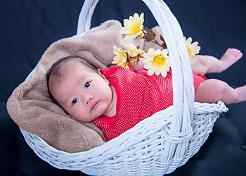 Markham babies and family photographer Stanley Photography