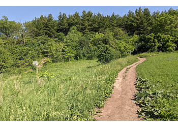 Guelph hiking trail Starkey Hill Conservation Area