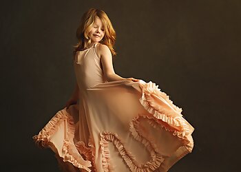 Fredericton babies and family photographer Stephanie Comeau Photography