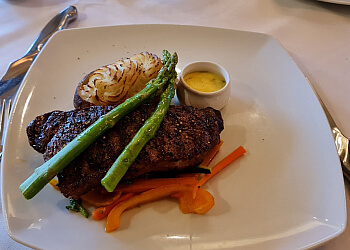 3 Best Steakhouses in Gatineau, QC - Expert Recommendations
