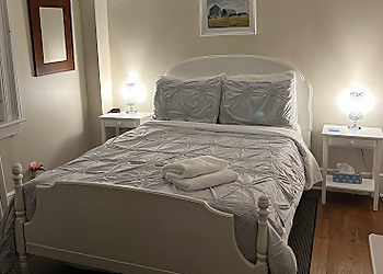 Stevenson Inn & Spa - Barrie, ON Lit Et Petit Déjeuné - Bed Interior Image