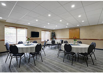 Orillia hotel Stone Gate Inn