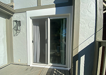Oshawa window company Stone River Windows + Doors Inc.