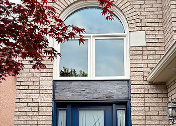 Oshawa Fabricants de Fenêtres et portes Stone River Windows + Doors Inc.