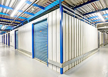 StorageMart Mini Entrepôts - Quebec, QC Storage Units - Business Interior Image