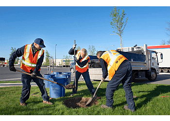 Montreal lawn care service Strathmore Commercial Landscape Management