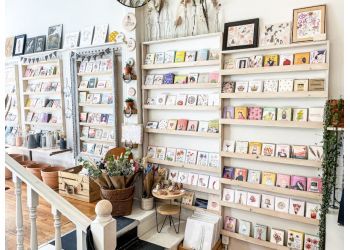 Hamilton Boutiques De Cadeaux Studio 205