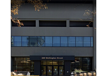 London immigration lawyer Sue M. Kang - SUE M. KANG CANADIAN IMMIGRATION LAWYER