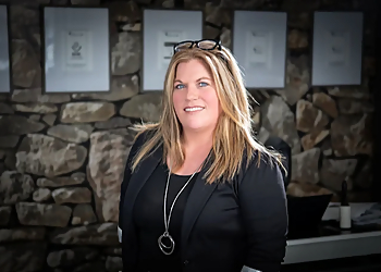 Sue Morrison - REMAX | THE GREATER MUSKOKA GROUP Sue Morrison - Huntsville, ON Real Estate Agents - Professional Agent Image