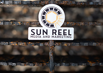 Sun Reel Media and Marketing Sun Reel Media and Marketing - Red Deer, AB Vidéastes - Company Logo