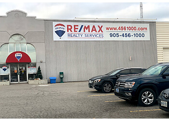 Brampton real estate agent Sunny Gawri - RE/MAX REALTY SERVICES INC.