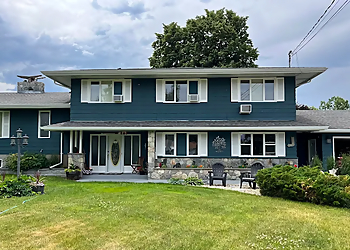 Sunny Shuswap B&B Kamloops bed and breakfast Sunny Shuswap B&B