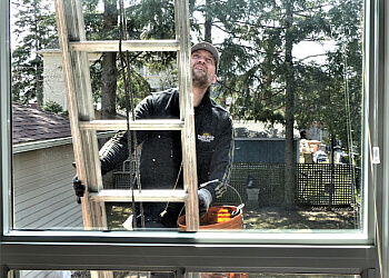 Toronto Lavages de vitre Sunnyside Window & Eaves Cleaning