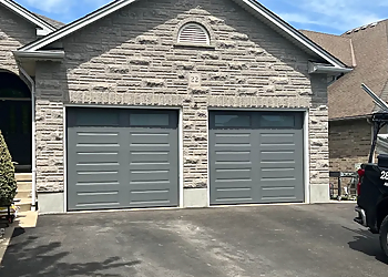 Sunray Garage Doors Inc - Cambridge, ON Garage Door Repair - Service Image