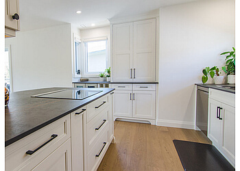 Orillia custom cabinet Sunshine Kitchens & Cabinets