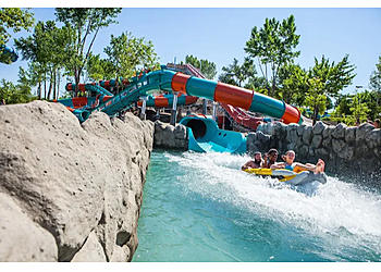 Montreal amusement park Super Aqua Club