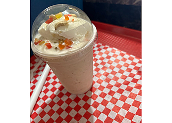 Niagara Falls juice bar Superfresh Fruit Juice & Shake