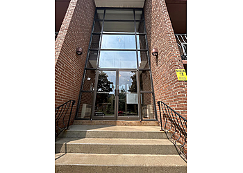 Sault Ste Marie window cleaner Superior Shine Services