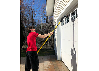 Sault Ste Marie window cleaner Superior Shine Services