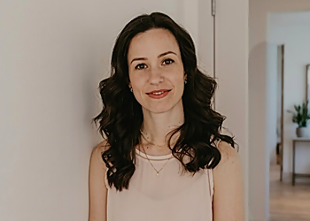 Suzanne Sturgess, RMT, DOMP - WHITE ROCK OSTEOPATHY - Surrey, BC Manual Osteopaths - Practitioner Image
