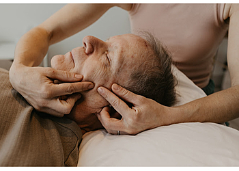 Surrey manual osteopath Suzanne Sturgess, RMT, DOMP - White Rock Osteopathy