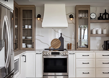 Suzi Interiors - Windsor, ON Designers et Décorateurs D'intérieur - Kitchen Image